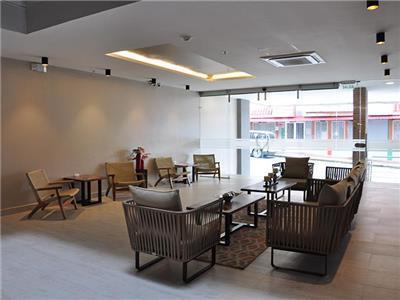ויז'אוויסנסיו Vvc Hotel'S מראה חיצוני תמונה