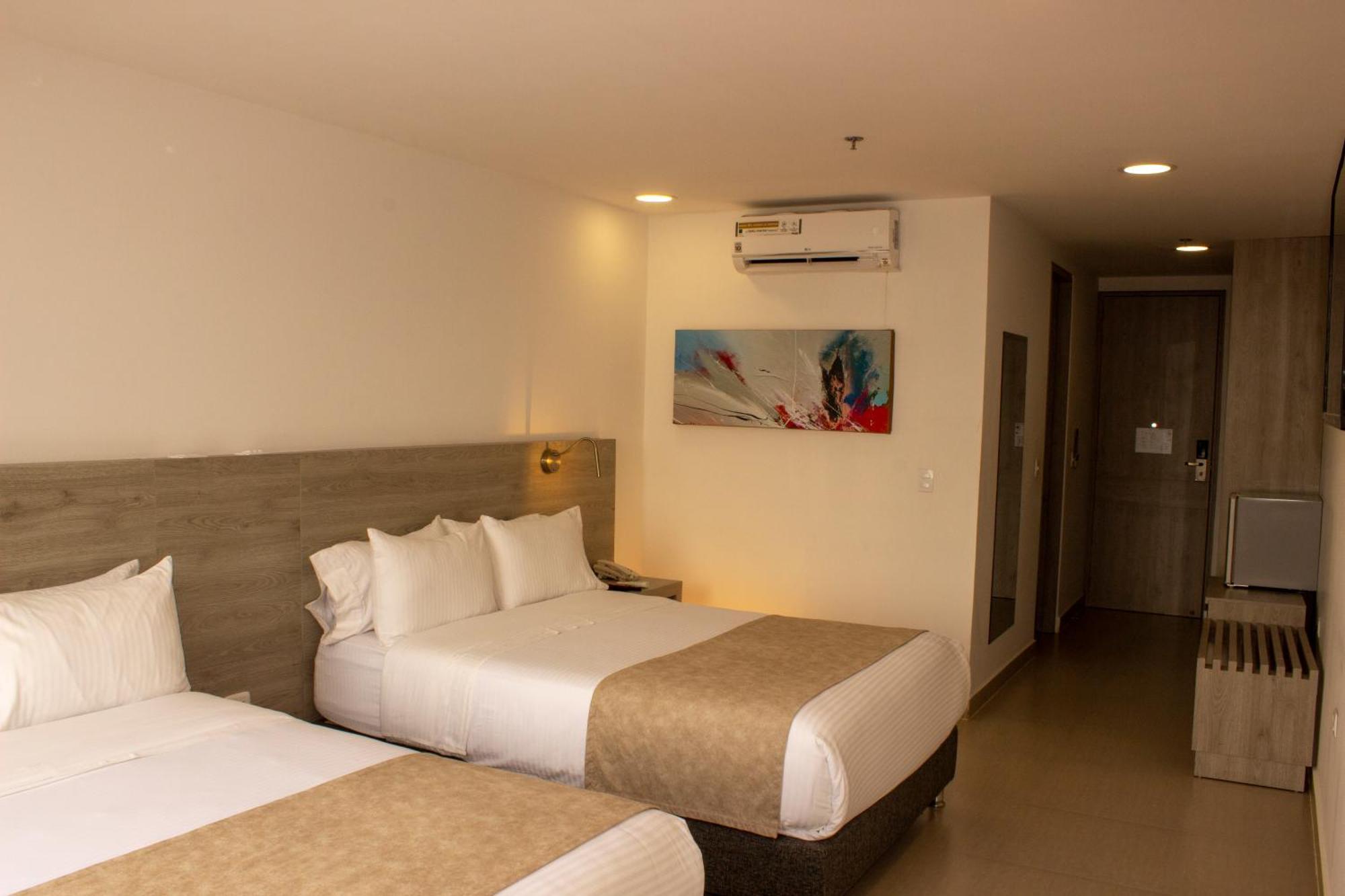 ויז'אוויסנסיו Vvc Hotel'S מראה חיצוני תמונה
