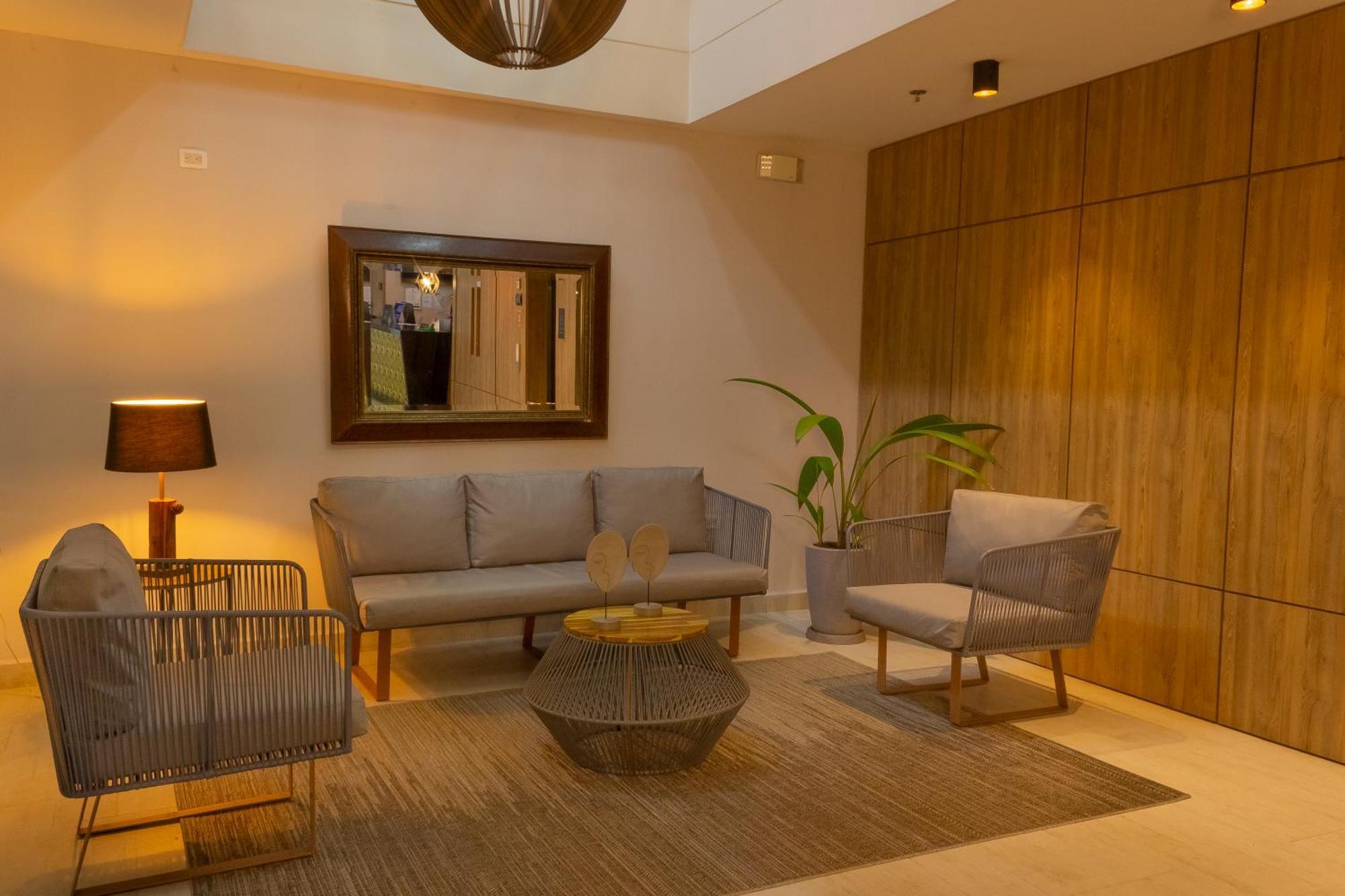 ויז'אוויסנסיו Vvc Hotel'S מראה חיצוני תמונה