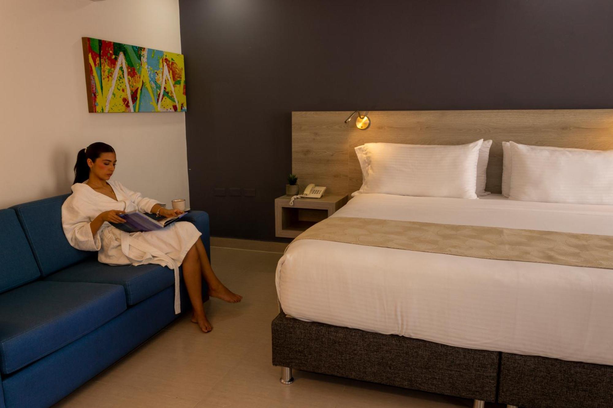 ויז'אוויסנסיו Vvc Hotel'S מראה חיצוני תמונה