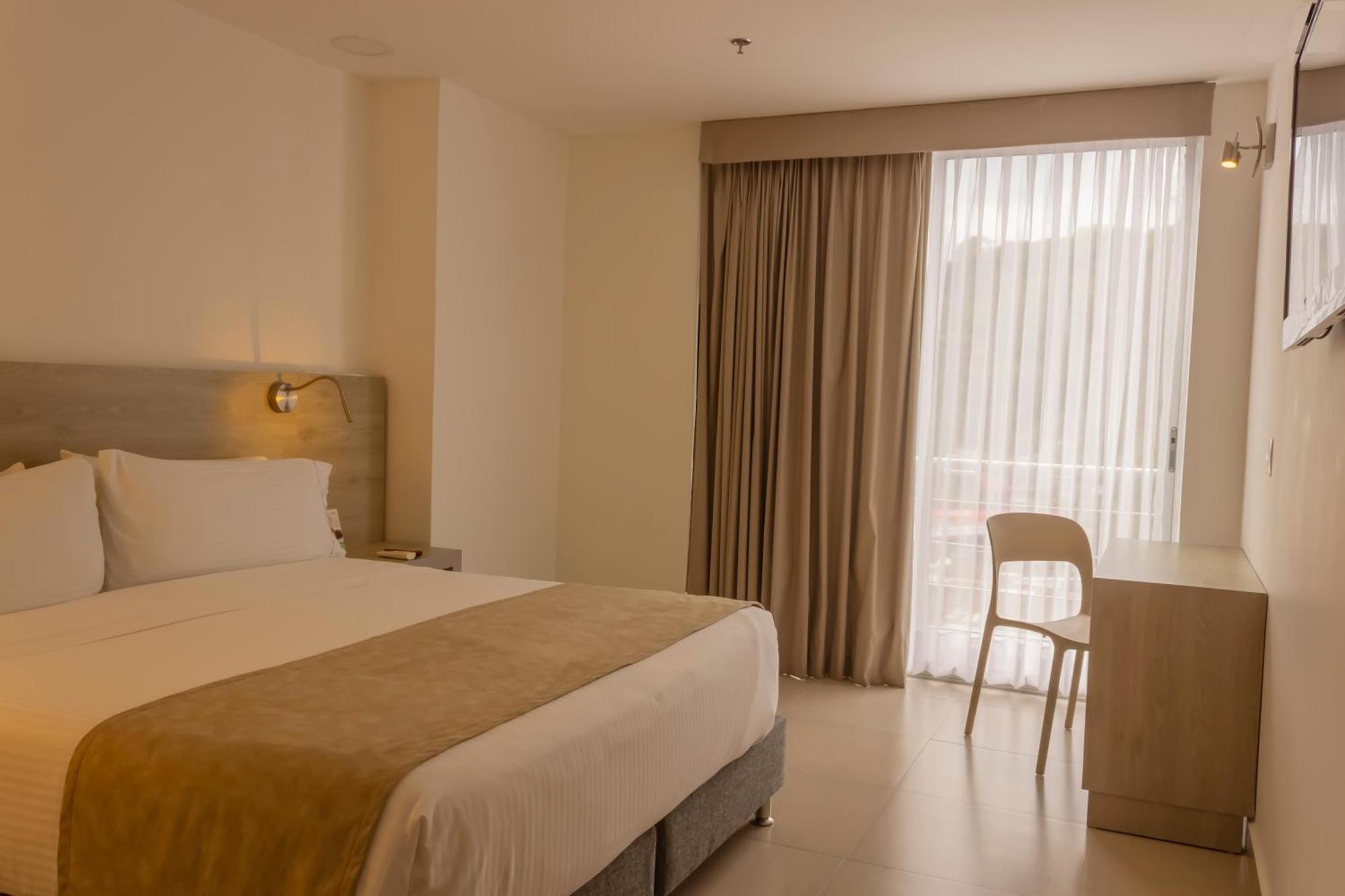 ויז'אוויסנסיו Vvc Hotel'S מראה חיצוני תמונה