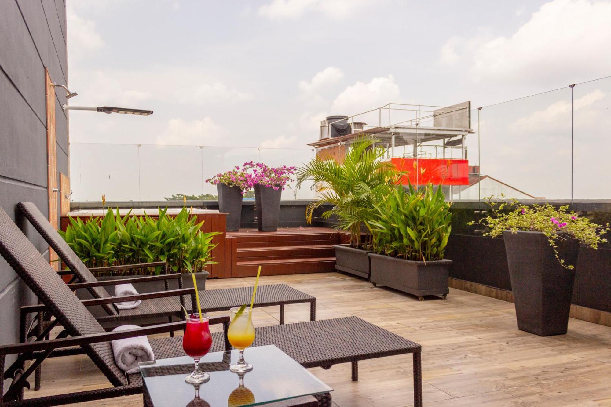 ויז'אוויסנסיו Vvc Hotel'S מראה חיצוני תמונה